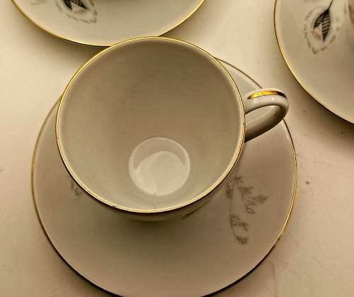 17pc Vintage Bavaria Hertel Jacob Porcelain Coffee set in Original Packaging West Germany