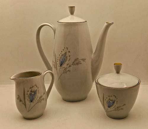 17pc Vintage Bavaria Hertel Jacob Porcelain Coffee set in Original Packaging West Germany