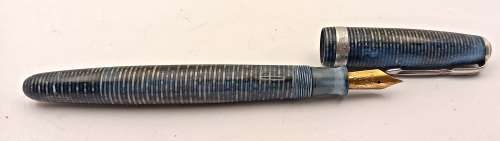 1930s Vintage PARKER VACUMATIC FOUNTAIN PEN with 14k 358 GOLD nib (Nib bended)