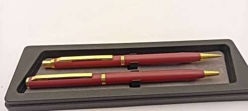 Pre-0wned Unused No-name -Pen and Pencil Gift set -- Ink still OK