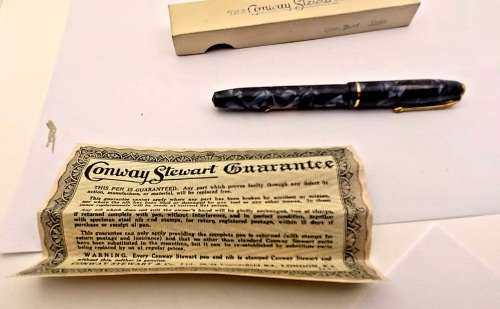 Vintage 1950's Blue Marble Conway Stewart 85 Fountain pen with 14kt gold plated Nib -see condition