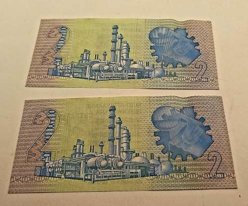 2 x 1984 South Africa GPC de Kock  R2 Notes -UNCIRCULATED with consecutive numbers