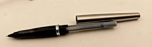 Vintage Parker 45 Fountain Pen -Silver Trim see condition - Cartrige Empty