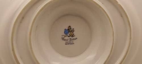 Vintage Royal Tettau Bavaria GRAVY BOAT (one Piece) made In Germany