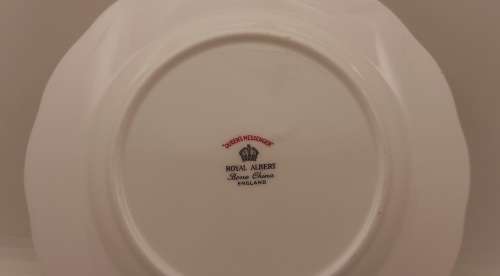 Replacement:Vintage Porcelain Royal Albert QUEENS MESSENGER Side Plate (161mm)