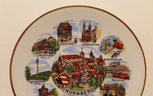 Collectable German `NURNBERG` Porcelain Wall Plate 170mm