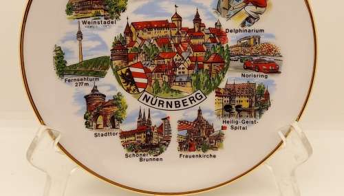 Collectable German `NURNBERG` Porcelain Wall Plate 170mm
