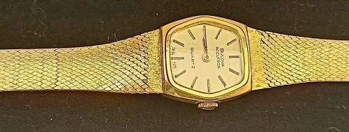 Vintage Ladies BULOVA  ACCUTRON Quartz Watch in Box- Working