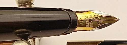 Unused Black Ellipse Parker Fountain Pen with 18kt Gold 750  Medium Nib in Box -Made in France