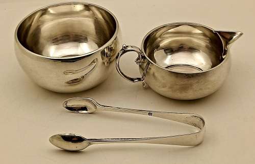 Antique Hallmarked Sterling Silver Creamer and Sugar set 106,53 Grams -Boxed