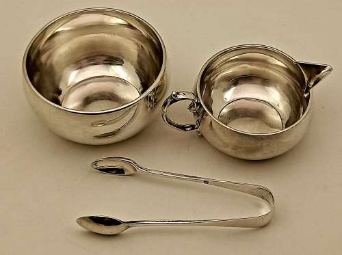 Antique Hallmarked Sterling Silver Creamer and Sugar set 106,53 Grams -Boxed
