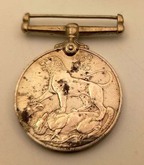 WW2 1939-1945 Full size Medal issued to 75641 T.O Weir engraved