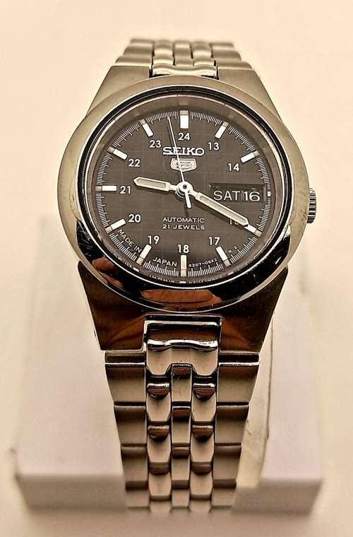 1990 Seiko Automatic Ladies watch -21 Jewels serial 002465 -Working-Movement 4207