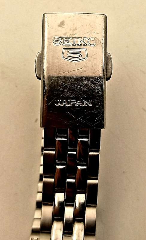 1990 Seiko Automatic Ladies watch -21 Jewels serial 002465 -Working-Movement 4207