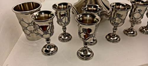Large Vintage Silver plated Kiddush Wine Fountain with 1 Large and 8 smaller Cups