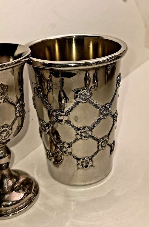 Large Vintage Silver plated Kiddush Wine Fountain with 1 Large and 8 smaller Cups