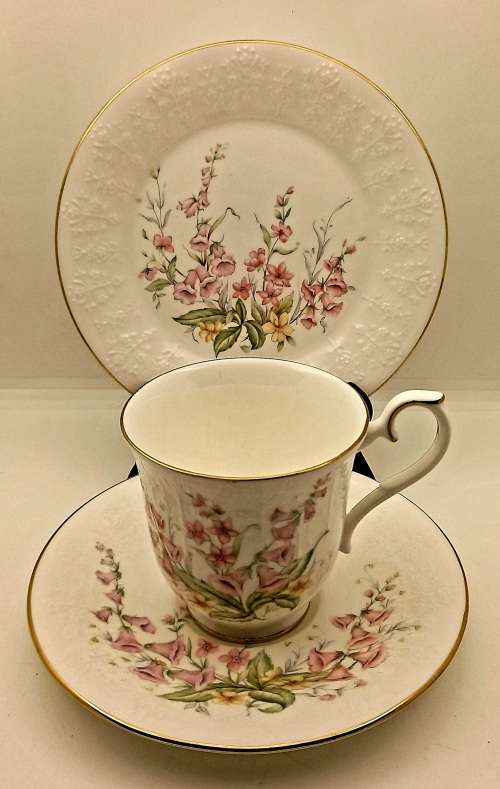 1984 Royal Albert For all Seasons "Parkland" Tea Trio Made in England
