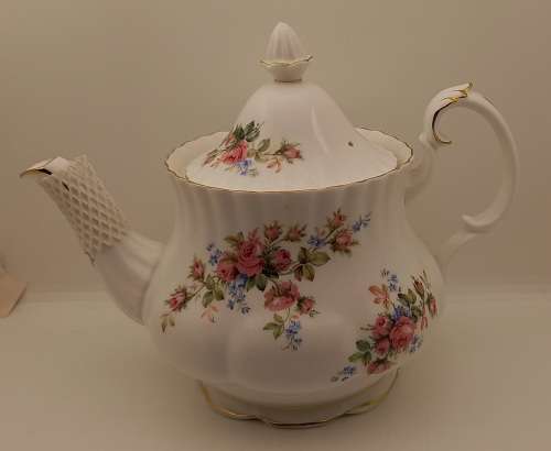 Vintage Royal Albert  "Moss Rose" Tea Pot - Mint Condition - Made in England