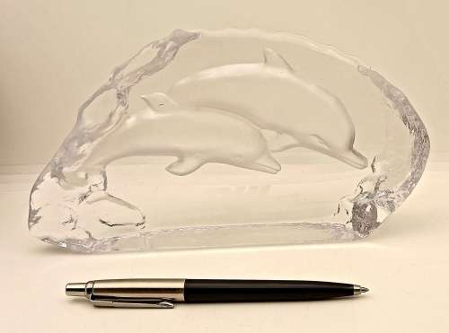 1996 DHL Glass / Crystal DOLPHINS Paperweight 109x210x30mm  885 grams