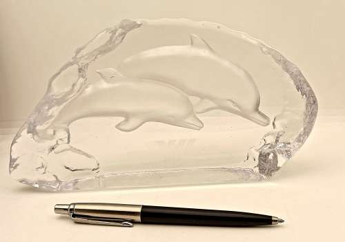 1996 DHL Glass / Crystal DOLPHINS Paperweight 109x210x30mm  885 grams