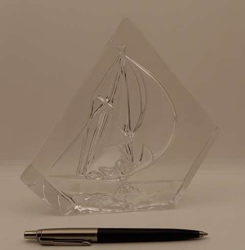 Glass / Crystal SHIP Paperweight 158x165x22mm  872 grams