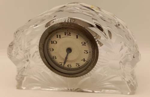 Vintage Crystal Clock ( clock need service or repairs) only runs for few minutes