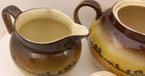 Rare Antique A.J Wilkinson Homeland Series Australia Royal Staffordshire Teapot and Creamer