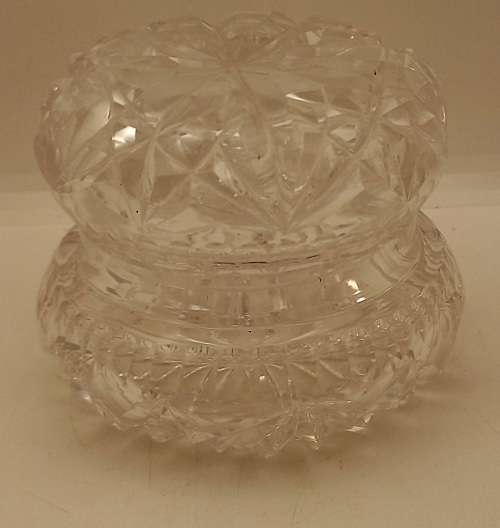 Vintage Crystal PUFF BOX and COVER 80x103mm