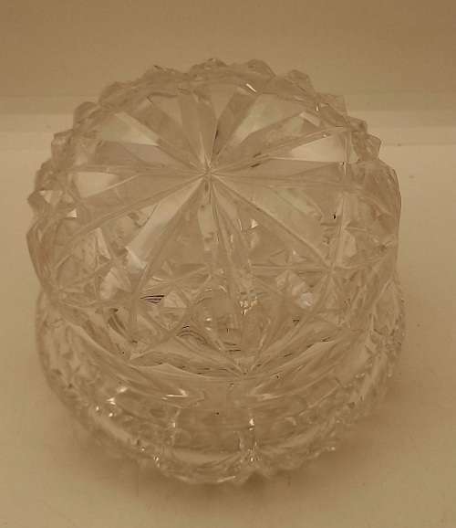 Vintage Crystal PUFF BOX and COVER 80x103mm
