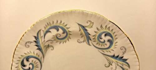 Vintage Royal Standard "Garland" Fine Bone China Side Plate 150mm
