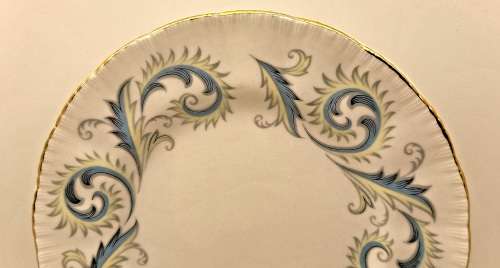Vintage Royal Standard "Garland" Fine Bone China Side Plate 150mm