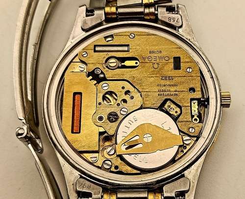 Pre-owned Omega De Ville Quartz Swiss Made Mens watch (Working) original strap