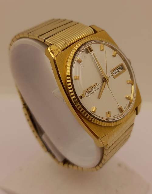 Pre-owned vintage 1966 SEIKO Weekdater Sea Lion M66 8306-8040 Diashock 30 Jewels Mens Watch
