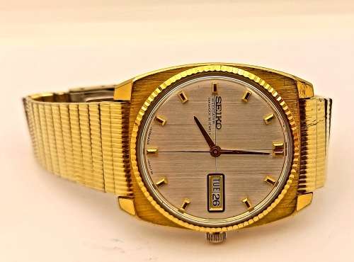 Pre-owned vintage 1966 SEIKO Weekdater Sea Lion M66 8306-8040 Diashock 30 Jewels Mens Watch