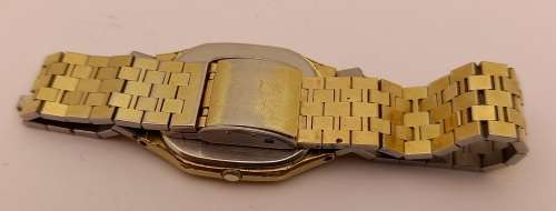 Pre-owned Vintage 1980 Seiko 5933-5010 Mens Quarts watch 010557-Working -strap need repairs