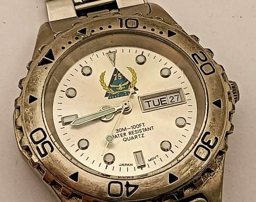 Pre-owned Mens SAAF 75 Years (Logo) Quarts watch with Stainless steel Strap-  WORKING