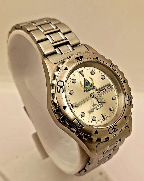 Pre-owned Mens SAAF 75 Years (Logo) Quarts watch with Stainless steel Strap-  WORKING