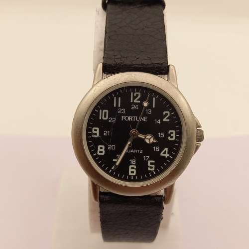 Pre-owned Fortune Quarts watch with Japan Movement-Working