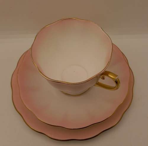 Royal Albert Rainbow Pink tea Trio
