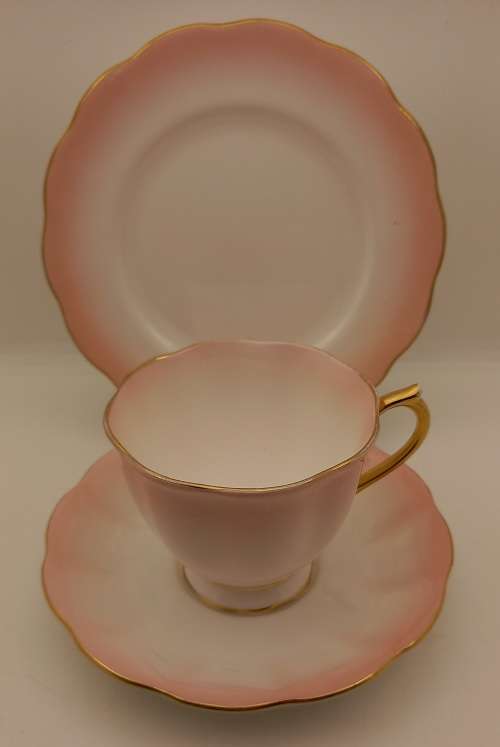 Royal Albert Rainbow Pink tea Trio