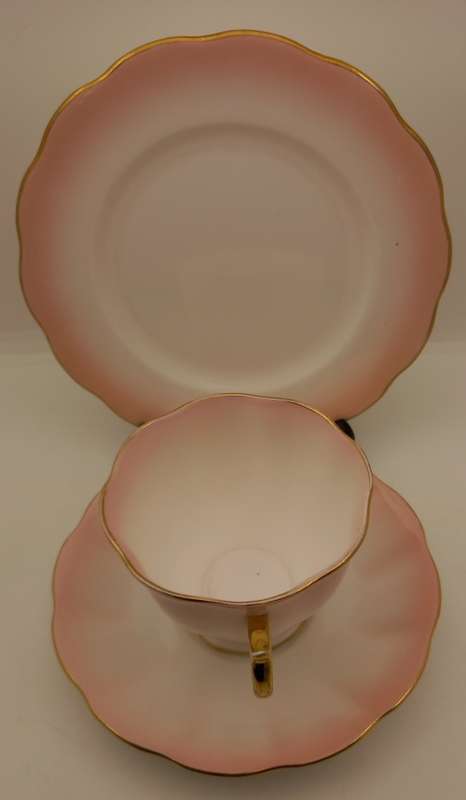 Royal Albert Rainbow Pink tea Trio