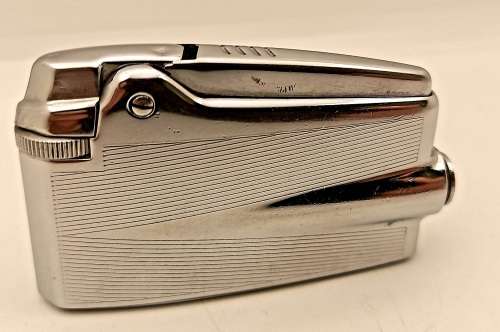 Vintage Ronson Varaflame Lighter-England - To be refurbished and serviced