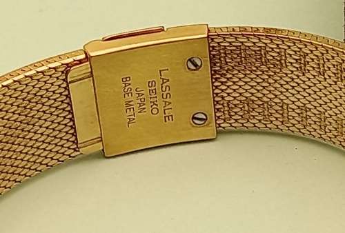 Pre-owned 1980`s Ladies Seiko Lassale Quartz watch 8420-6179  in Box -Working- engraved on backplate