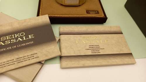 Pre-owned 1980`s Ladies Seiko Lassale Quartz watch 8420-6179  in Box -Working- engraved on backplate