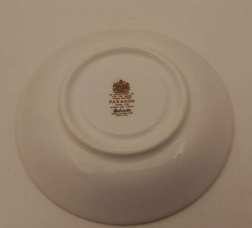 Vintage Paragon BELINDA Stoke-on-Trent Duo-By Appointment to the Queen-cup has a chip on bottom