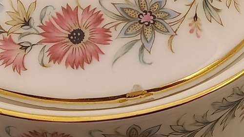 Vintage Paragon BELINDA Stoke-on-Trent Teapot-By Appointment to the Queen-Lid has a chip