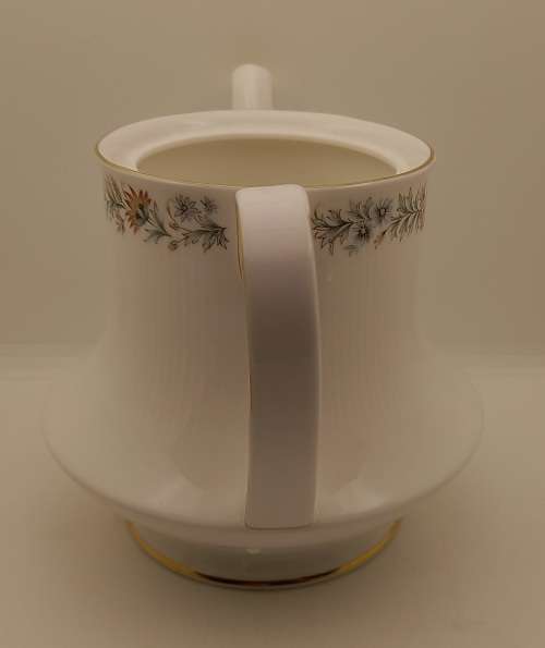 Vintage Paragon BELINDA Stoke-on-Trent Teapot-By Appointment to the Queen-Lid has a chip