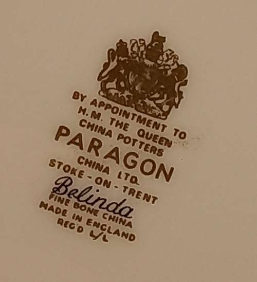 Vintage Paragon BELINDA Stoke-on-Trent Teapot-By Appointment to the Queen-Lid has a chip