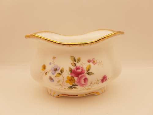1970`s Royal Albert TENDERNESS Sugar Bowl  70mm high x 117mmx95mm