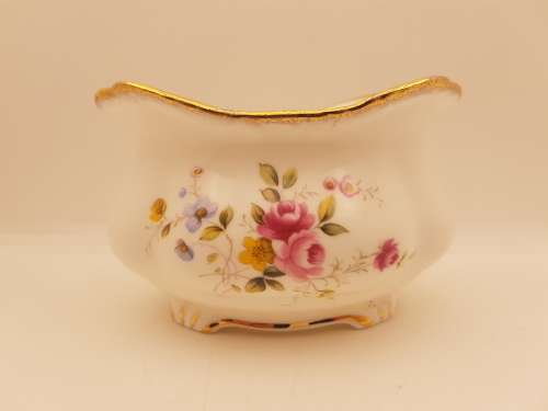 1970`s Royal Albert TENDERNESS Sugar Bowl  70mm high x 117mmx95mm
